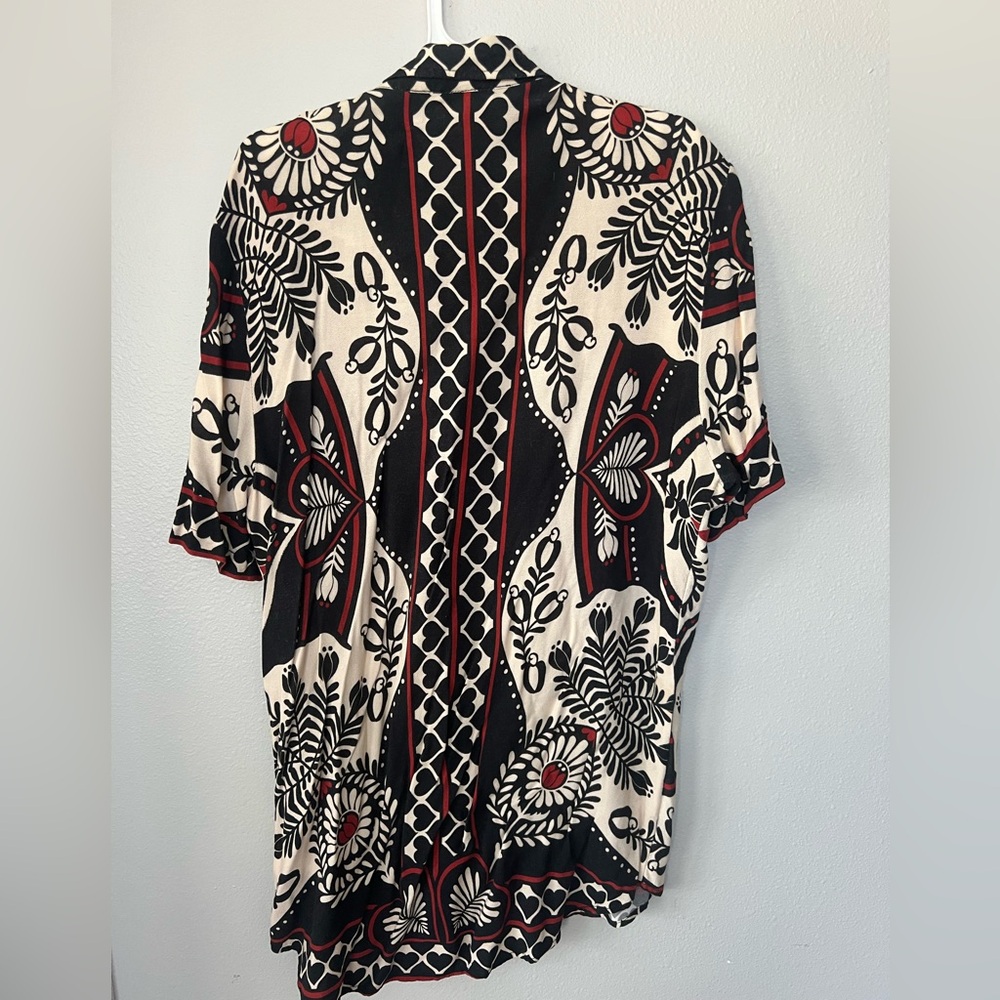 FARM Rio Black and Cream Floral Blouse - Picture 3 of 3